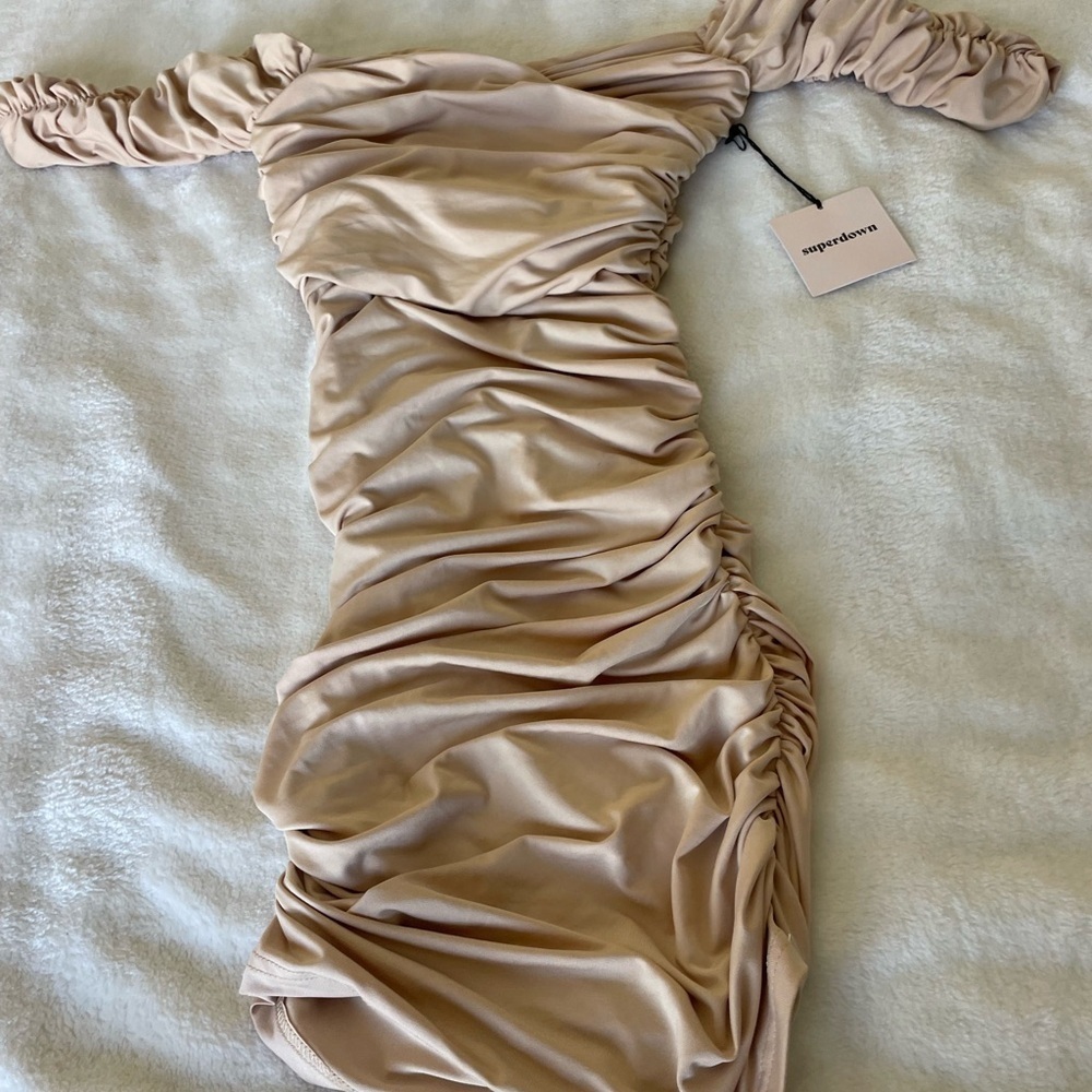 Superdown Carlyn Off-Shoulder Ruched Tan Mini Dress - Picture 6 of 10